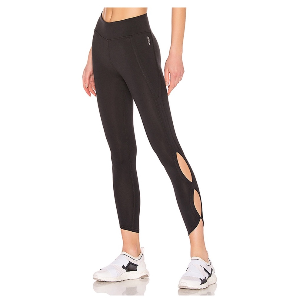 Free People Movement Infinity Cutout Crop Leggings